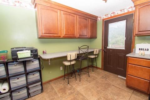 29 Daniel Dr, Chicopee, MA 01013 photo 9