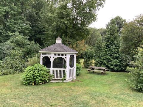 88 Coolidge Rd, Walpole, MA 02081 photo 4
