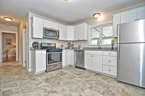 112 Pebble St, Fall River, MA 02721 photo 8