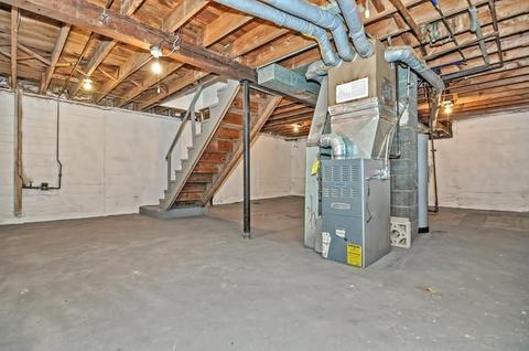 112 Pebble St, Fall River, MA 02721 photo 26