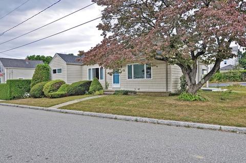 112 Pebble St, Fall River, MA 02721 photo 2