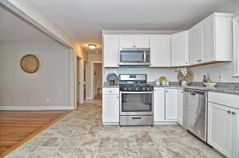 112 Pebble St, Fall River, MA 02721 photo 10