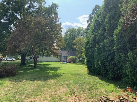 76 E Silver St, Westfield, MA 01085 photo 7