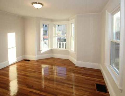 42 Hamilton St, Everett, MA 02149 photo 4