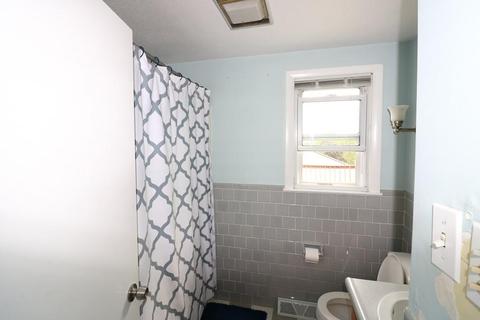 5 Crowningshield Rd, Worcester, MA 01604 photo 6