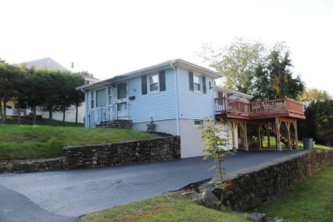 5 Crowningshield Rd, Worcester, MA 01604 photo 2
