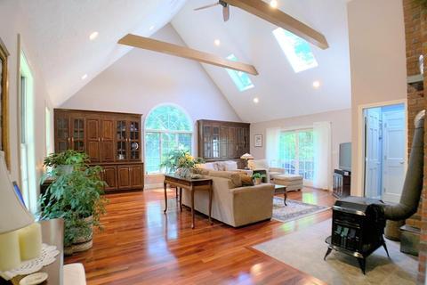 91 Glen Ave, Upton, MA 01568 photo 4