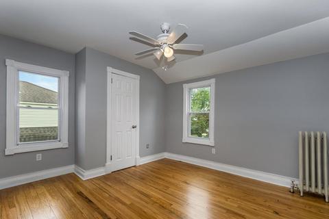 89 Corona St, Springfield, MA 01104 photo 8