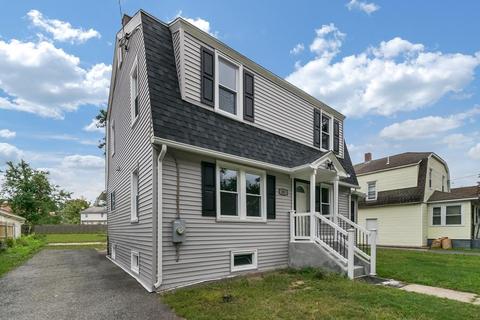 89 Corona St, Springfield, MA 01104 photo 4