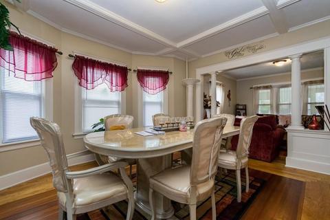 37 Parkside St, Springfield, MA 01104 photo 14