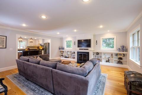 1133 South St, Needham, MA 02492 photo 5