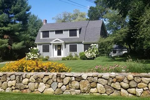 1133 South St, Needham, MA 02492 photo 1