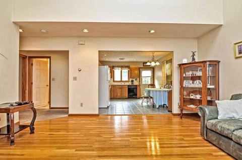 427 Washington St, Canton, MA 02021 photo 4