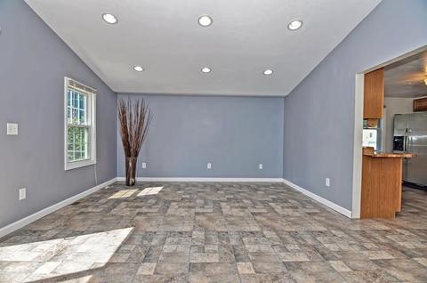 154 Lower Gore Rd, Webster, MA 01570 photo 12
