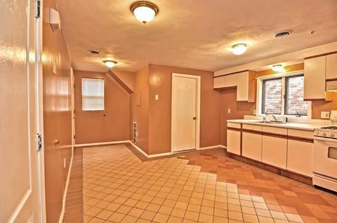 15 Cottage St, Everett, MA 02149 photo 8