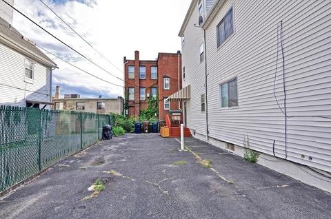 15 Cottage St, Everett, MA 02149 photo 3