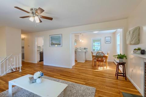 197 School St, Acton, MA 01720 photo 3