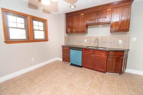 80 Chapin Ter, Springfield, MA 01107 photo 7