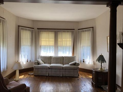 34 Stebbins St, Worcester, MA 01607 photo 5