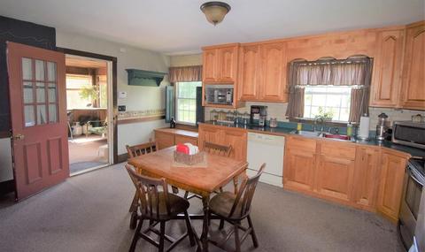 11 Memorial Dr, Orange, MA 01364 photo 6