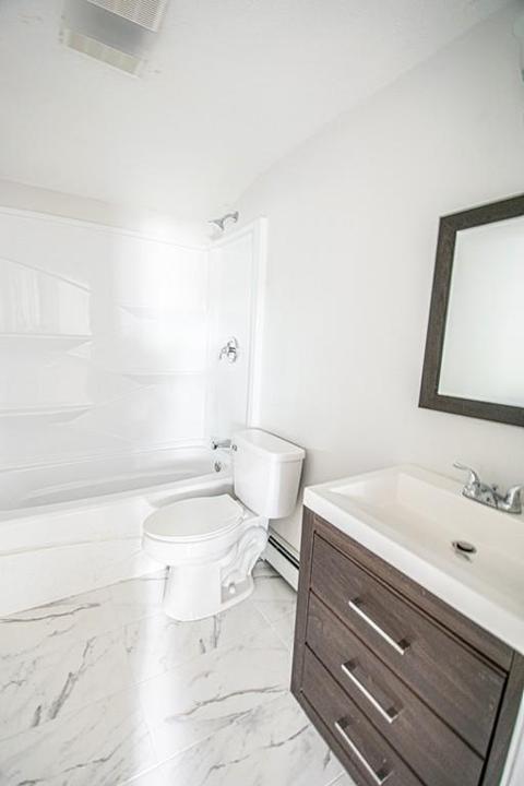 169 Hampden St, Springfield, MA 01151 photo 11