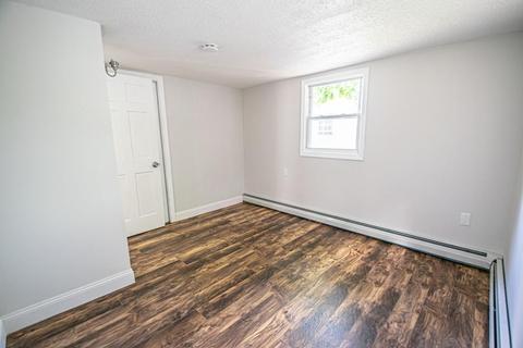 169 Hampden St, Springfield, MA 01151 photo 10