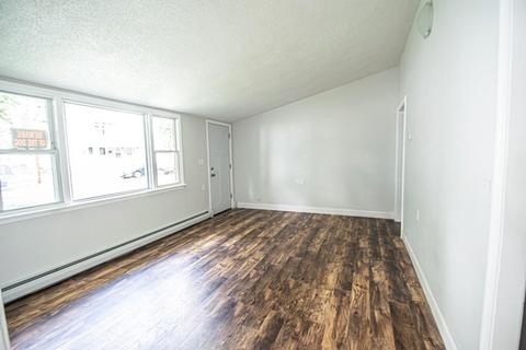 169 Hampden St, Springfield, MA 01151 photo 3