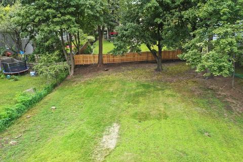 42 Robert Rd, Marblehead, MA 01945 photo 9