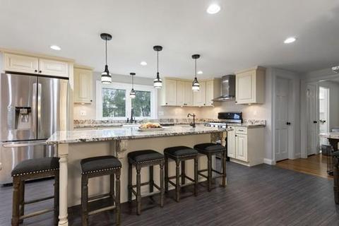 84 Forest St, Stoneham, MA 02180 photo 15