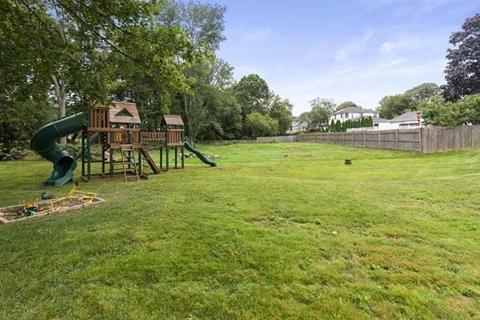 84 Forest St, Stoneham, MA 02180 photo 40