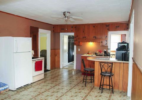 527 Chicopee, Chicopee, MA 01013 photo 5