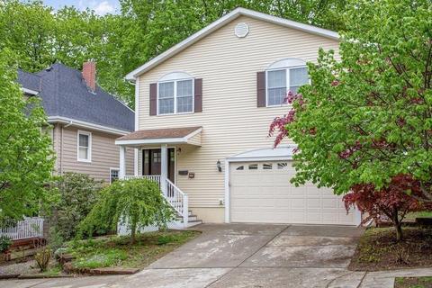 23 Everett Ave, Providence, RI 02906 photo 3