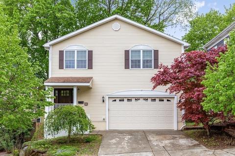 23 Everett Ave, Providence, RI 02906 photo 2