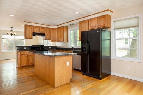 23 Everett Ave, Providence, RI 02906 photo 14