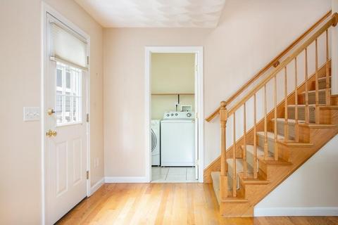 23 Everett Ave, Providence, RI 02906 photo 16