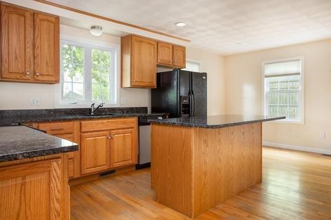 23 Everett Ave, Providence, RI 02906 photo 12