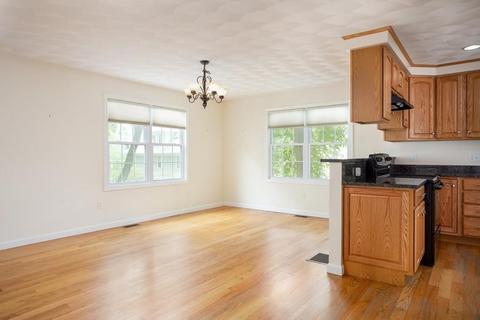 23 Everett Ave, Providence, RI 02906 photo 9