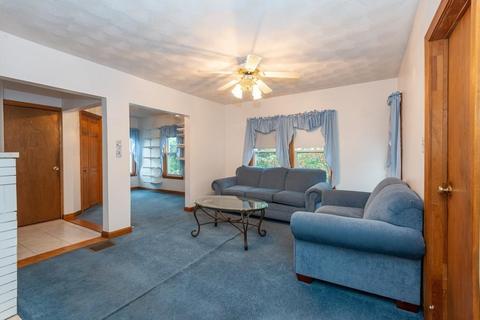 5 Jackson St, Saugus, MA 01906 photo 17