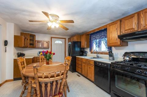 5 Jackson St, Saugus, MA 01906 photo 5