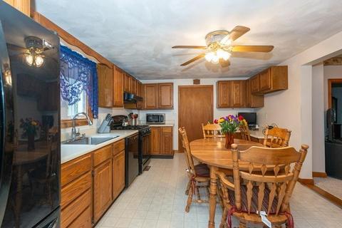 5 Jackson St, Saugus, MA 01906 photo 6