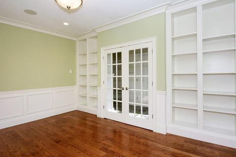 81 Emerson Rd, Wellesley, MA 02481 photo 14