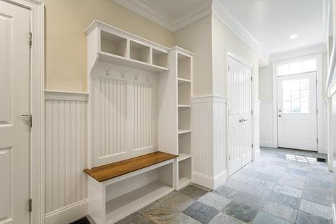 81 Emerson Rd, Wellesley, MA 02481 photo 5