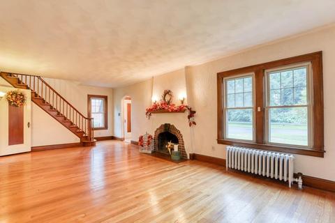 447 Trafton Rd, Springfield, MA 01108 photo 5