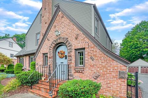 447 Trafton Rd, Springfield, MA 01108 photo 2