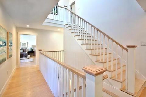 38 Gorham Ave, Brookline, MA 02445 photo 11