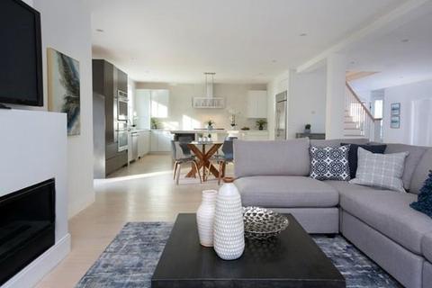 38 Gorham Ave, Brookline, MA 02445 photo 4