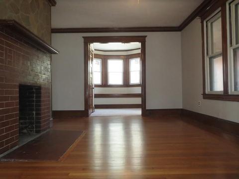 22 Ashmont St, Springfield, MA 01108 photo 3