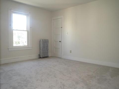 22 Ashmont St, Springfield, MA 01108 photo 18