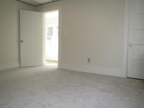 22 Ashmont St, Springfield, MA 01108 photo 16