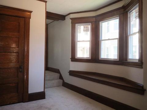 22 Ashmont St, Springfield, MA 01108 photo 7
